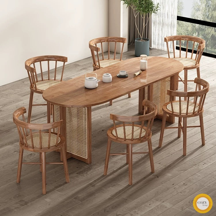 6 White Oak Round Table